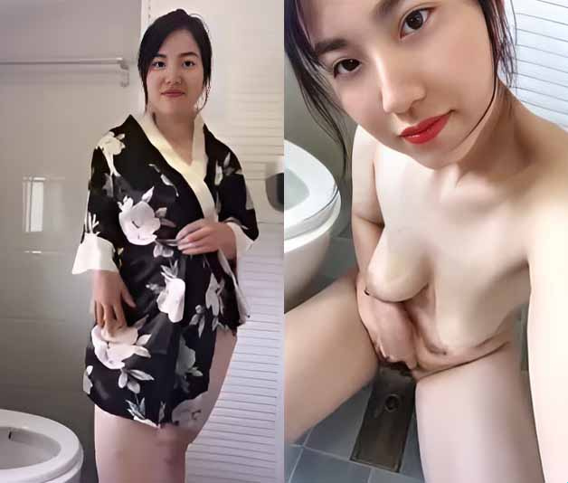 Linda garota flerta de forma extremamente tóxica no banheiro